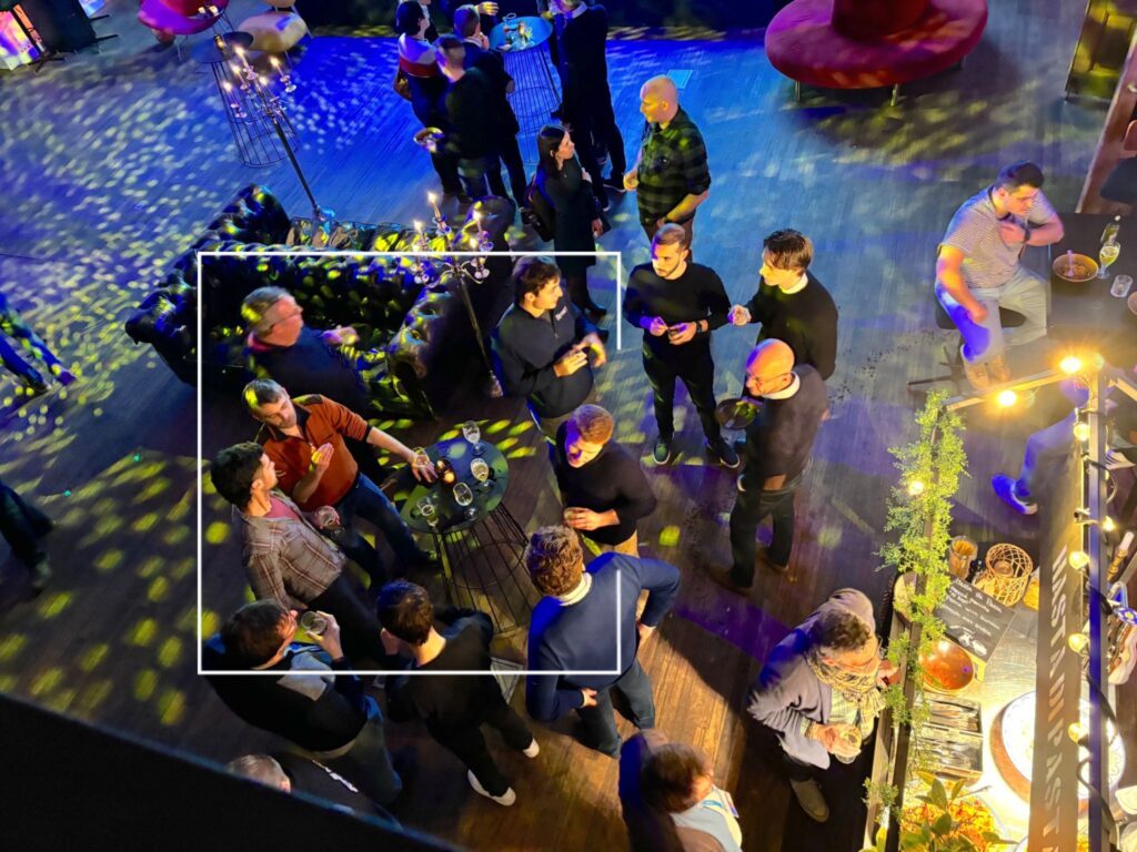 Organisation d’une soirée professionnelle à Amsterdam réunissant leurs partenaires premium dans un cadre convivial.